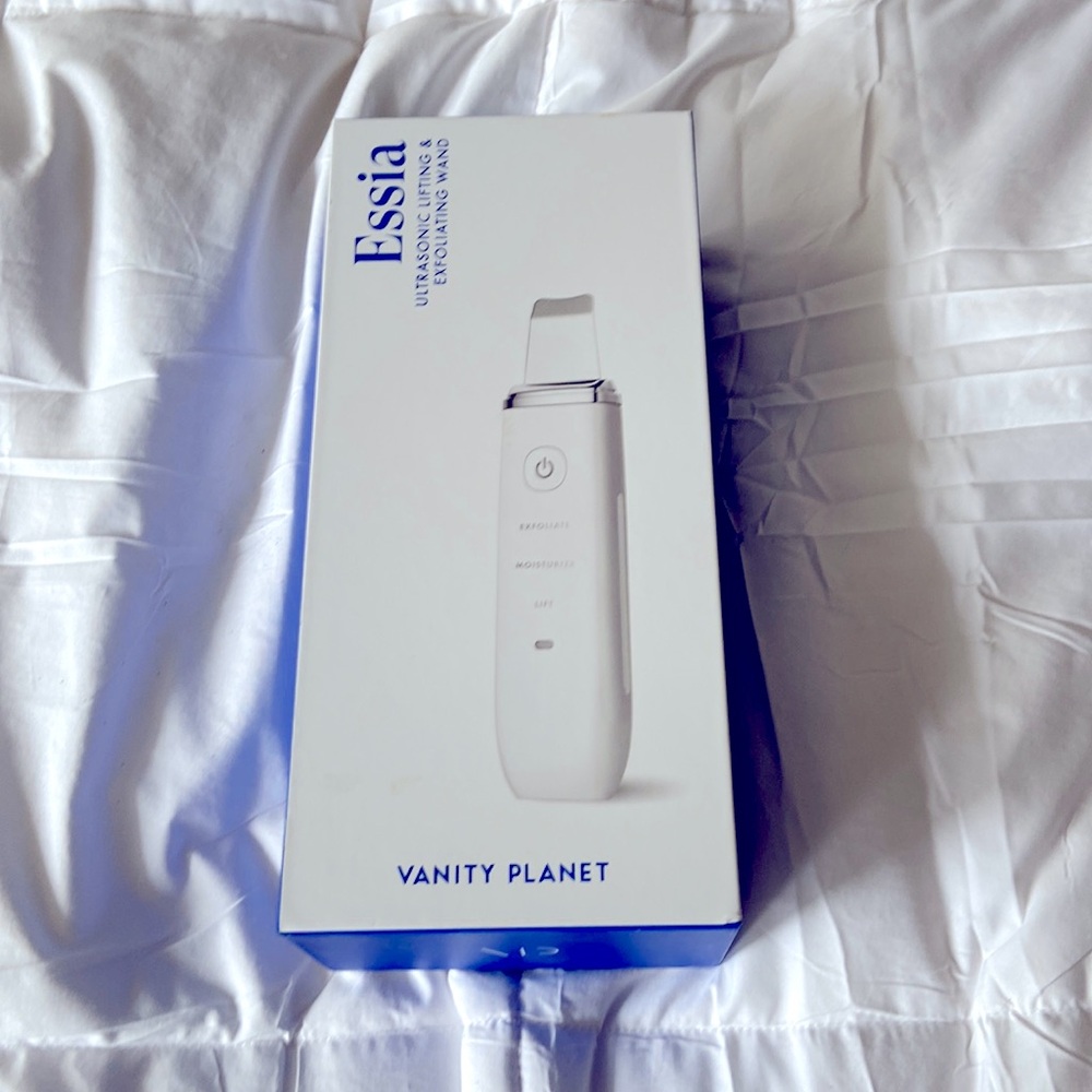 Vanity planet ultrasonic exfoliating wand